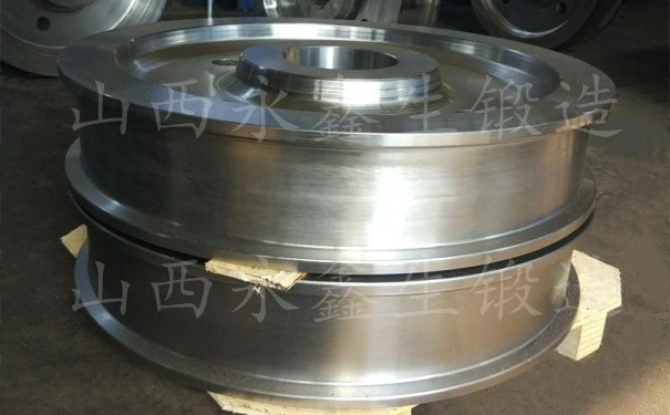 起重機(jī)需要時刻謹(jǐn)慎，減小設(shè)計誤差